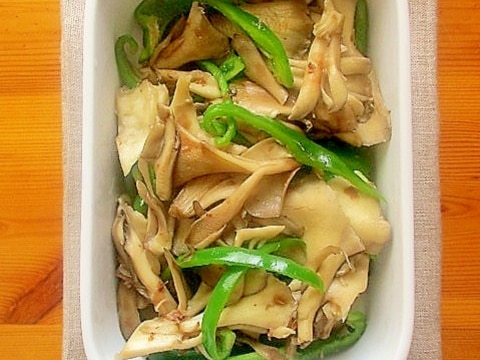 作り置きおかず♪舞茸とピーマンのおかかポン酢炒め